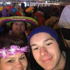 Meet your Posher, Tonda